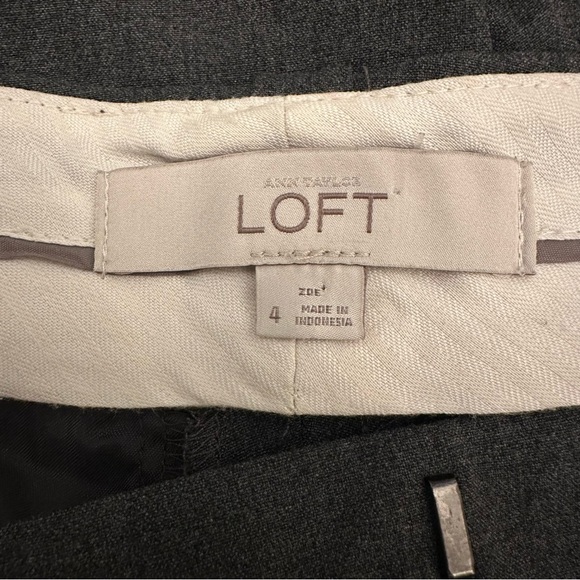 Ann Taylor Loft Zoe Pants. Women’s 4. - Picture 2 of 9